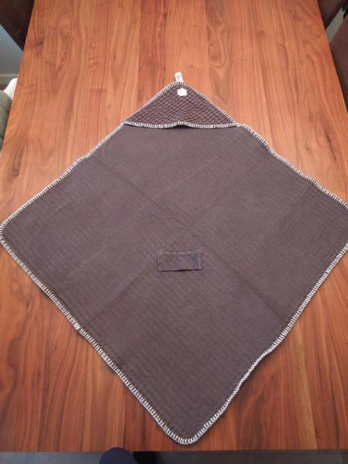 Bruine Koeka wikkelcape wafel Antwerp 70 x 70cm, Kinderen en Baby's, Dekens, Slaapzakjes en Inbakerproducten, Gebruikt, Overige typen