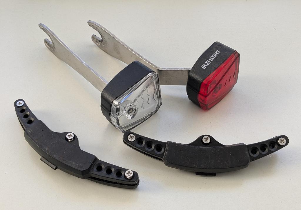 Fietsverlichting Inductie Dynamo - Ikzi Light - Voor, Achter, Gebruikt, Waterbestendig, Verlichtingsset, Ophalen