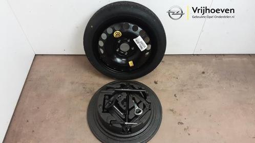 Krikset + reservewiel van een Opel Meriva (Meriva B 10-), Auto-onderdelen, Overige Auto-onderdelen, Opel, Gebruikt, 3 maanden garantie
