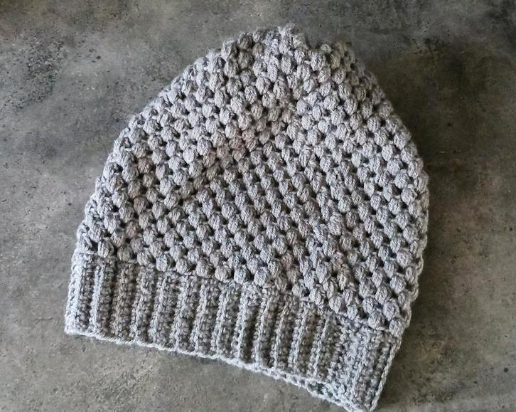 Handgemaakte Gehaakte Muts, Kleding | Dames, Hoeden en Petten, Nieuw, One size fits all, Ophalen of Verzenden