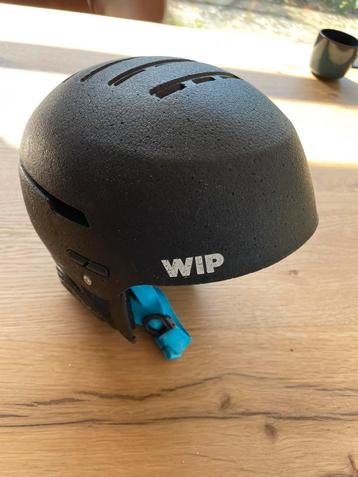 Forward Wip Wiflex Pro kite helm beschikbaar voor biedingen