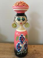 Egyptisch sculptuur fruitmeisje 8 euro, Verzenden