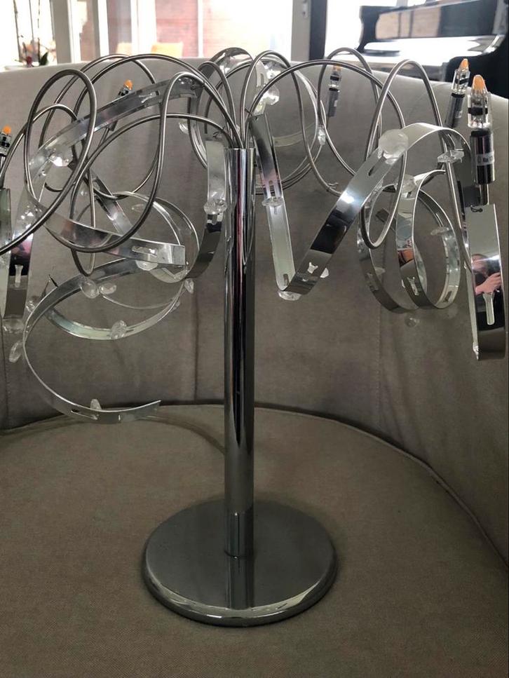 Moderne tafellamp voor dressoir of wandtafel, Huis en Inrichting, Lampen | Tafellampen, Zo goed als nieuw, Minder dan 50 cm, Metaal