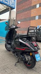Vespa sprint s 2022, Fietsen en Brommers, Scooters | Vespa, Ophalen, Zo goed als nieuw, Vespa S