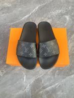 Louis Vuitton slippers unisex, Kleding | Heren, Zwart, Ophalen of Verzenden, Louis Vuitton, Zwemslip