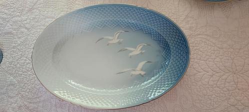 Bing&Grondahl ovale serveerbord nr.15 - 40 cm.  Met goud, Antiek en Kunst, Antiek | Servies los, Ophalen of Verzenden