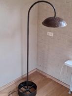 Vloerlamp,sober,metaal,Aura Peeperkorn interieur,, Huis en Inrichting, Ophalen, Zo goed als nieuw, Metaal, 150 tot 200 cm