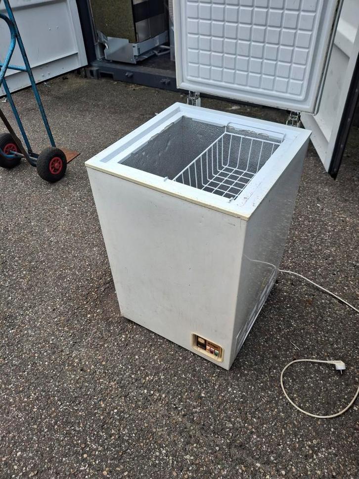 Diepvries kist compact model gratis bezorg rdam omstr, Witgoed en Apparatuur, Vriezers en Diepvrieskisten, Gebruikt, Minder dan 60 cm