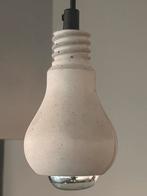 VT Wonen Betonnen peer lamp, Huis en Inrichting, Lampen | Hanglampen, Ophalen, Overige materialen, Gebruikt, Modern