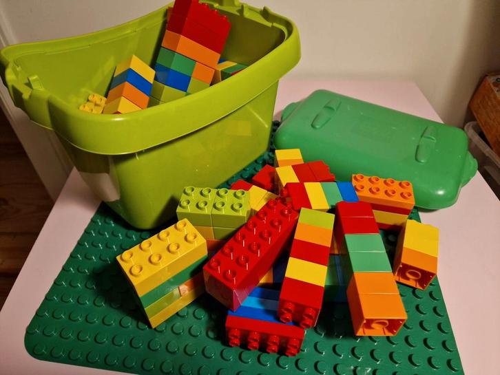 LEGO DUPLO Bouwstenen met Opbergdoos & Grondplaat, Kinderen en Baby's, Speelgoed | Duplo en Lego, Zo goed als nieuw, Duplo, Losse stenen