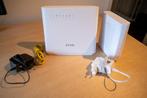 Zyxel T50 modem/router (VMG8825) + Zyxel WiFi versterker (WA, Computers en Software, Routers en Modems, Ophalen of Verzenden, Zo goed als nieuw