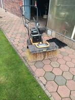 Veegmachine lumag km-600, Tuin en Terras, Veegmachines, Ophalen, Zo goed als nieuw