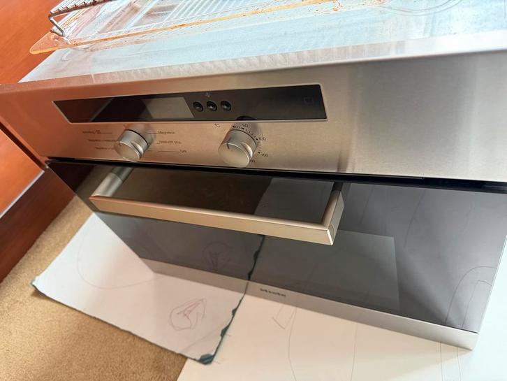 Miele Combimagnetron, Witgoed en Apparatuur, Magnetrons, Gebruikt, Inbouw, Combimagnetron, 45 tot 60 cm, Grill, Hete lucht, Oven