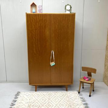 Lief vintage j`60 kastje kledingkast babykamer hang/leg beschikbaar voor biedingen
