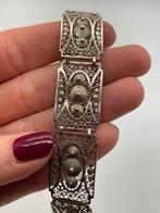 C468 Prachtige zilveren streekdracht armband, Ophalen of Verzenden, Zilver, Armband