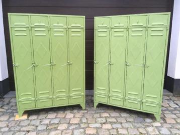 2 Vintage industriële Lockerkasten jaren 1950’s beschikbaar voor biedingen
