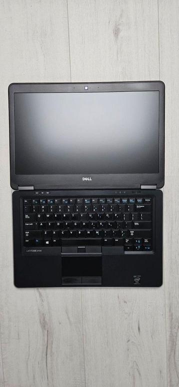 E7440 256gb ssd 8Gb ram 2.5 GHz Max 3.0 GHz duel beschikbaar voor biedingen
