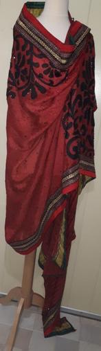 Vintage grote zijden geborduurde India sjaal/omslagdoek, Gedragen, Sjaal, India, Maat 46/48 (XL) of groter