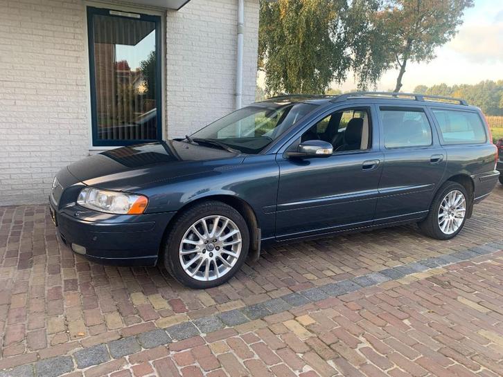 Volvo V70 2.5 T AWD AUT 2007 Blauw, Auto's, Volvo, Particulier, V70, 4x4, ABS, Airbags, Airconditioning, Alarm, Bochtverlichting