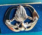 Baret embleem Koninklijke marechaussee, Ophalen of Verzenden, Marechaussee, Nederland, Embleem of Badge