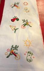 Handgeborduurde kerstloper, vintage, 152 cm lang, Diversen, Kerst, Ophalen of Verzenden, Gebruikt
