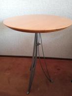 Mooi bijzettafeltje met metalen voet, Huis en Inrichting, Minder dan 55 cm, Rond, Zo goed als nieuw, Ophalen