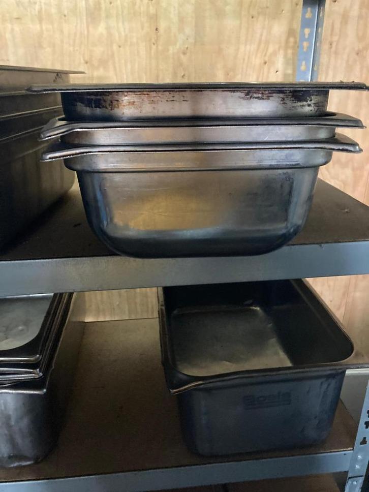 T.E.A.B. Gebruikte inzetbakken voor chafing dish, Huis en Inrichting, Keuken | Keukenbenodigdheden, Gebruikt, Ophalen