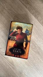 T. Alexander - Uit de verte, Ophalen of Verzenden, Gelezen, T. Alexander