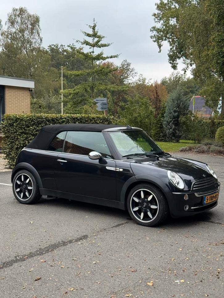 Mini 1.6 16V Cooper Cabrio 2008 Zwart, Auto's, Mini, Particulier, Cabrio, ABS, Airbags, Airconditioning, Cruise Control, Elektrische buitenspiegels