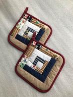 Pannenlappen - 21 x 21 cm - beigekleur x set van 2, Ophalen of Verzenden, Zo goed als nieuw, Beige, Overige typen