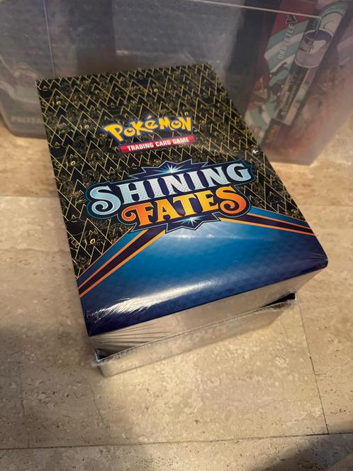 Pokemon TcG Sealed Display, Sword&Shield, Shining Fates, Hobby en Vrije tijd, Verzamelkaartspellen | Pokémon, Nieuw, Boosterbox