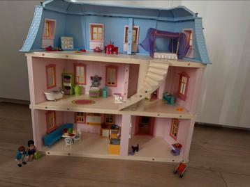 Playmobil herenhuis incl inrichting beschikbaar voor biedingen