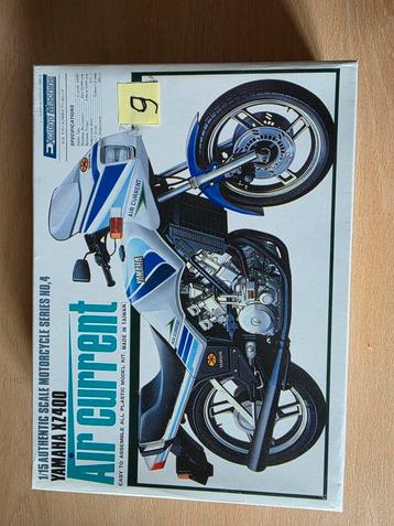 YAMAHA  XZ 400 SCALE 1/15 . beschikbaar voor biedingen