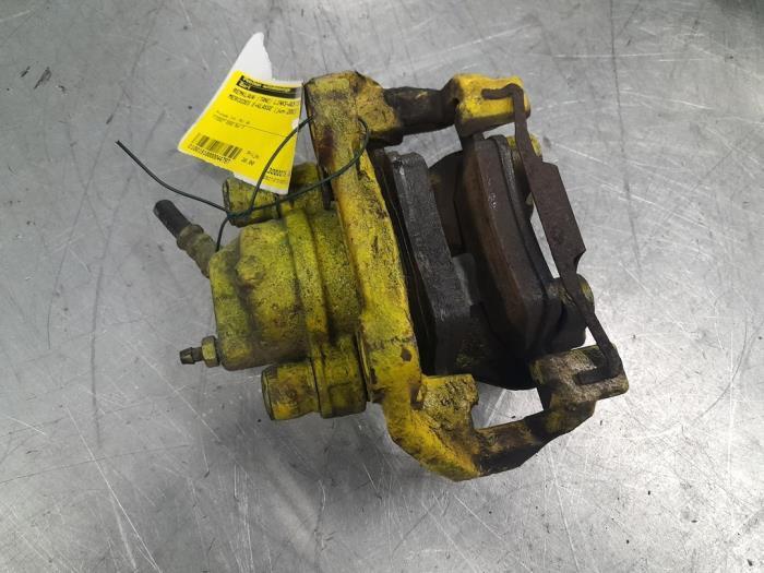 Remklauw (Tang) links-achter van een Mercedes E-Klasse, Auto-onderdelen, Remmen en Aandrijving, Mercedes-Benz, Gebruikt, 3 maanden garantie