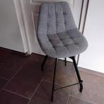 Barkruk,  hoge stoel met zwart metalen onderstel, 1 kruk, Ophalen of Verzenden, 60 tot 90 cm