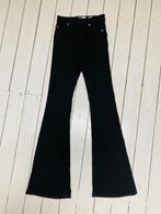 Mooie flared jeans van Bershka, diep zwart, maat 32, Zwart, Zo goed als nieuw, W27 (confectie 34) of kleiner, Bershka