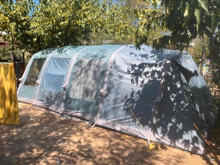 Ruime opblaastent Lismore Air 600XL (6-persoons), Caravans en Kamperen, Tenten, tot en met 6, Gebruikt, Ophalen