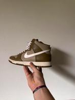 Nike Dunk High Mocha (45), Kleding | Heren, Schoenen, Bruin, Nike, Ophalen of Verzenden, Sneakers of Gympen