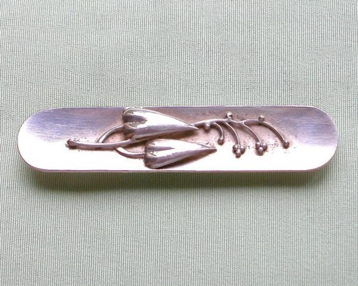 Prachtige zilveren broche met bloemenranken (7689-4431), Sieraden, Tassen en Uiterlijk, Broches, Zo goed als nieuw, Zilver, Zilver