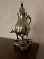 Kraantjespot met petrolium stelletje, Ophalen