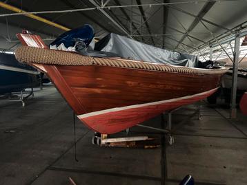 Houten sloep met volvo 30pk inboord opknapper beschikbaar voor biedingen
