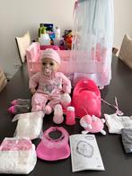 Baby Annabel met veel accessoires én baby Annabel bed, Kinderen en Baby's, Speelgoed | Poppen, Ophalen of Verzenden, Gebruikt