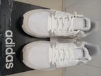 Nieuwe Adidas sneakers 45 1/3, Wit, Nieuw, Ophalen of Verzenden, Sneakers of Gympen