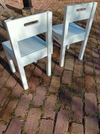 2x Kinderstoeltje wit, zithoogte 33cm, Ophalen, Gebruikt, Stoel(en)