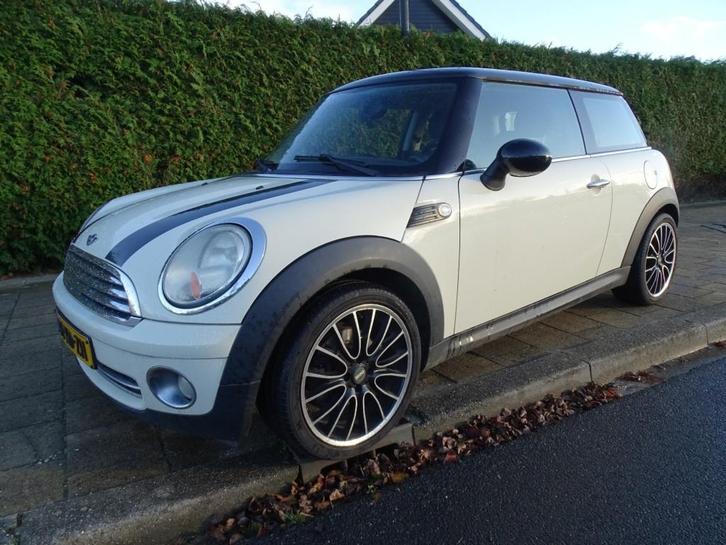 Mini COOPER 1.6 COOPER PEPPER -Airco- Verw stl-Lmv, Auto's, Mini, Cooper, ABS, Airbags, Airconditioning, Boordcomputer, Centrale vergrendeling