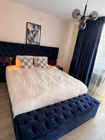 Complete slaapkamer moet weg wegens verhuizing 180x200 beschikbaar voor biedingen