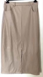 Azzurro lederlook lange rok maat 40[dm], Kleding | Dames, Rokken, Maat 38/40 (M), Beige, Ophalen of Verzenden, Zo goed als nieuw