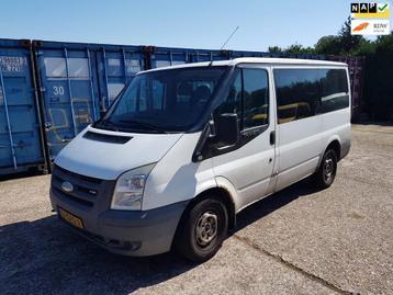 Ford Transit Kombi 280S 2.2 TDCI defect,start niet ! beschikbaar voor biedingen