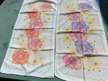 2 Vintage katoen badstof handdoeken bloem 90 x 44 cm (J3) beschikbaar voor biedingen