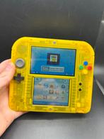 Gele Nintendo 2DS in goede staat pokemon yellow editie, Spelcomputers en Games, Spelcomputers | Nintendo 2DS en 3DS, Met games
